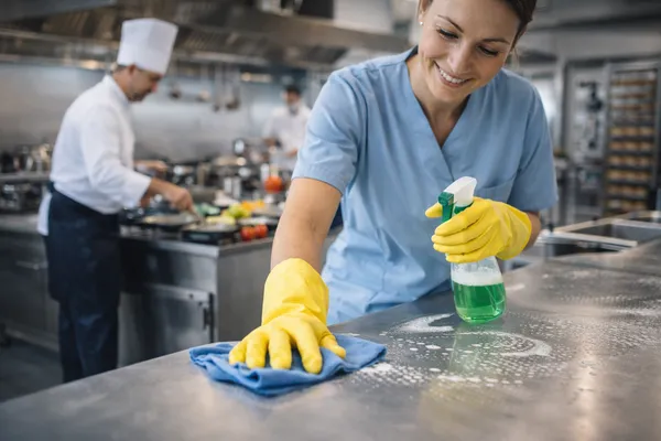 Reinigung & Facility Management